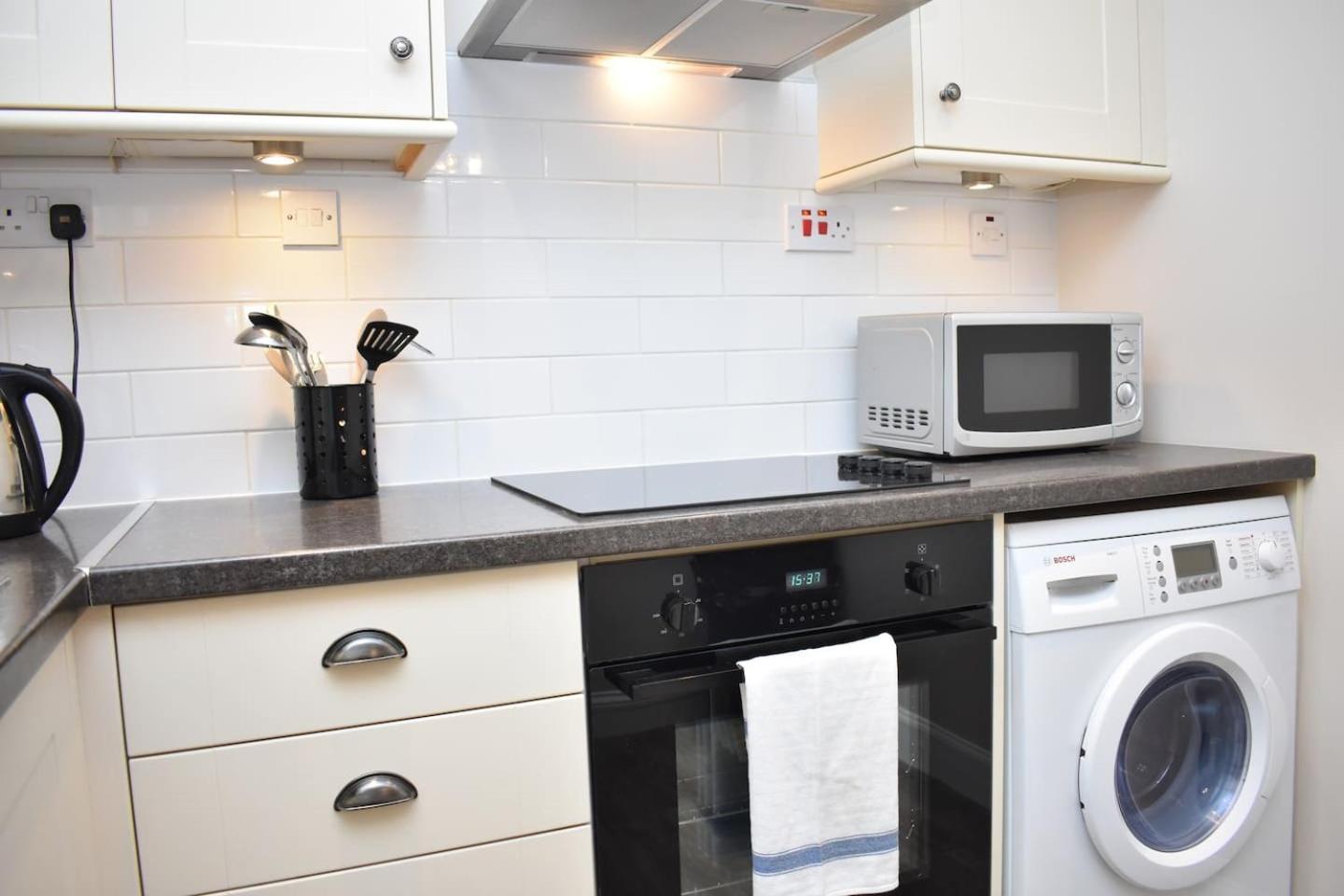 West Port - 2Br In The Heart Of The Old Town Just Off The Grassmarket EDI Exterior foto