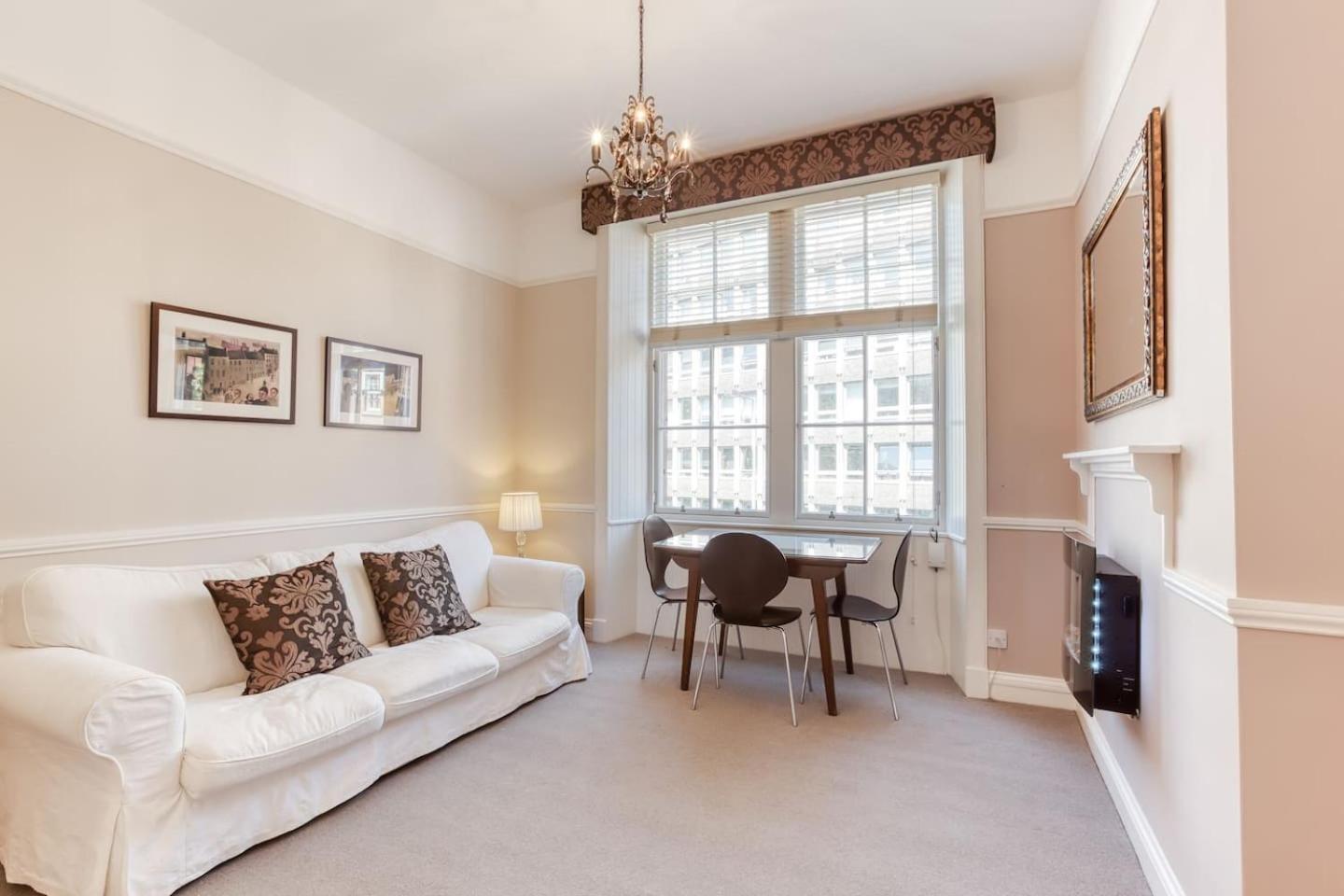 West Port - 2Br In The Heart Of The Old Town Just Off The Grassmarket EDI Exterior foto