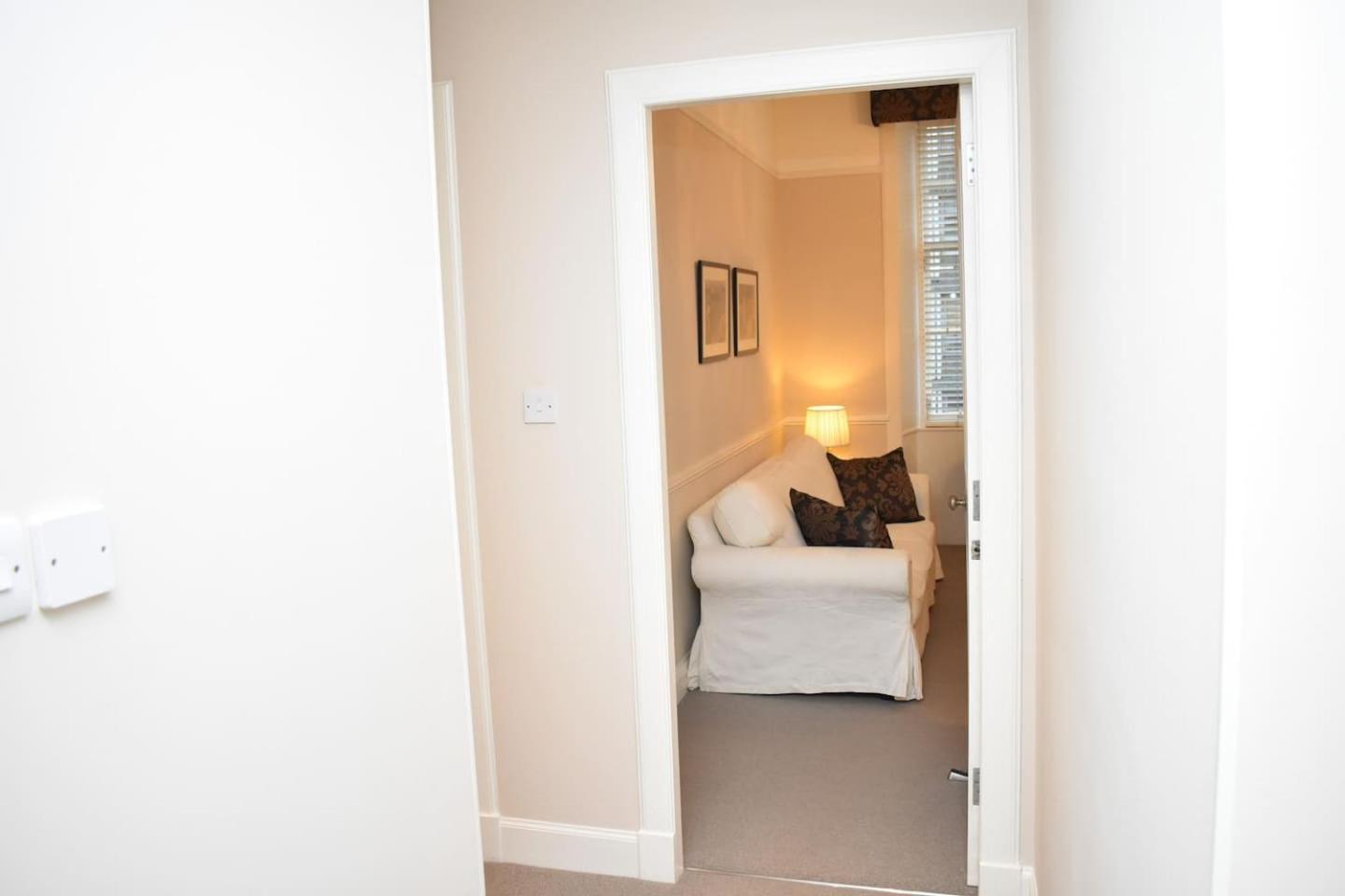 West Port - 2Br In The Heart Of The Old Town Just Off The Grassmarket EDI Exterior foto
