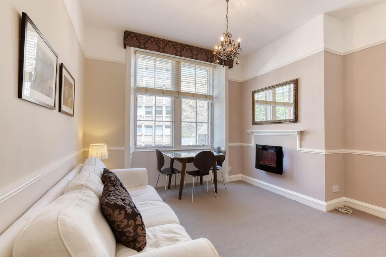 West Port - 2Br In The Heart Of The Old Town Just Off The Grassmarket EDI Exterior foto